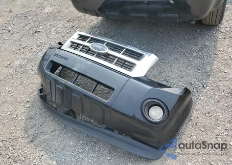 2011 Ford Escape Xlt из США, поврежденный, VIN 1FMCU9DG9BKA65526